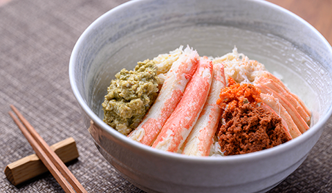 プレミアムズワイガニ×セイコガニ（香箱ガニ）の甲羅盛り 夫婦丼セット